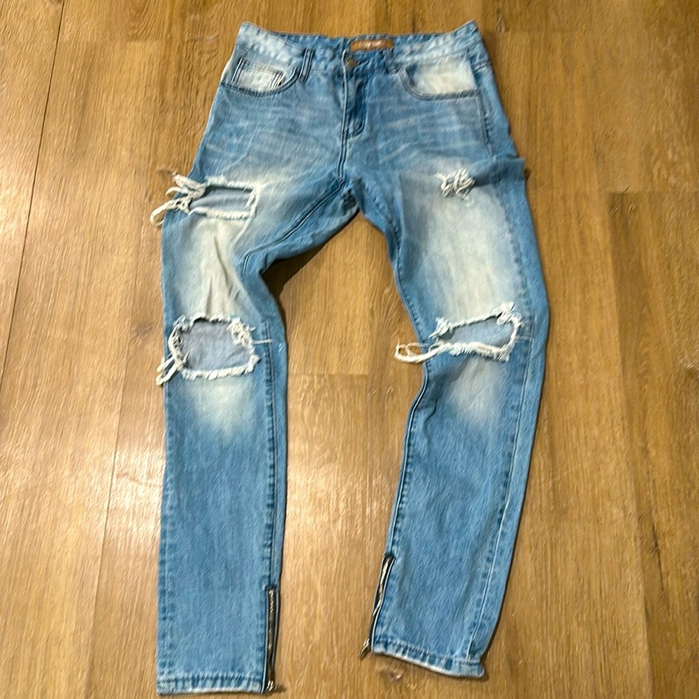Crysp Denim Pacific Distressed Light Wash Size 32